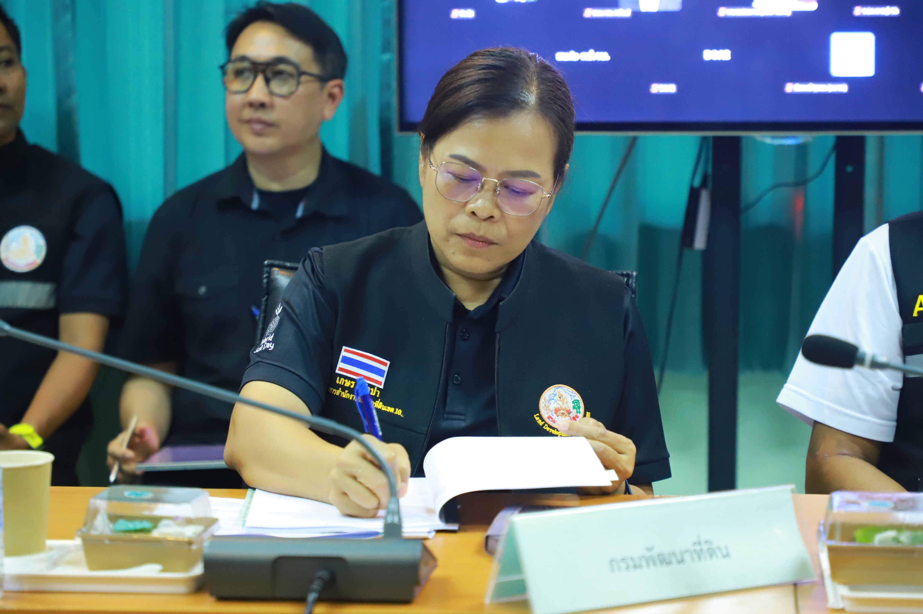 title - ส.ป.ก. ร่วมประชุมคณะทำงานที่ 3 เดินหน้าปั้น “รางบัวโมเดล” สู่ต้นแบบเมืองเกษตรนวัตกรรมครบวงจร พร้อมลุยพื้นที่รับฟังปัญหาเกษตรกรราชบุรี